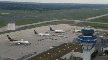 Flughafen Köln Bonn Low Pass
