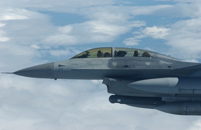USAF_F16D_Cockpit_400