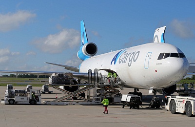 AV_Cargo_MD11_400