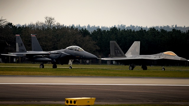 F-22 and F-15 in Lakenheath