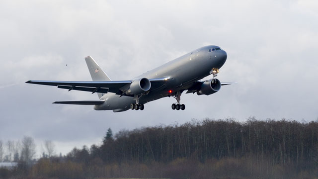First Flight Boeing 767 Tanker für die USAF