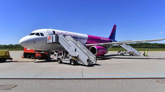 Wizz Air am Flughafen Friedrichshafen (Foto: 