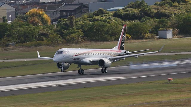Mitsubishi Regional Jet MRJ Erstflug