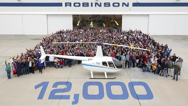 12000ster Robinosn Hubschrauber